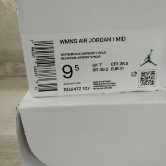 Nike Air Jordan 1 Mid University Gold White Sneakers Shoes - Picture 13 of 15